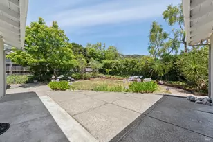 44 Robinhood Dr, San Rafael, CA 94901 - Photo 26