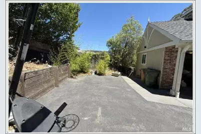 80 Oakmont Avenue, San Rafael, CA 94901 - Photo 34