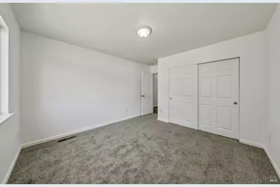 19662 Mountain Meadow, Hidden Valley Lake, CA 95467 - Photo 24