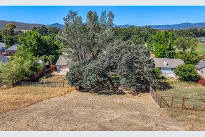 19662 Mountain Meadow, Hidden Valley Lake, CA 95467 - Photo 42