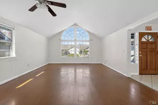 130 Anna Dr, Windsor, CA 95492 - Photo 8