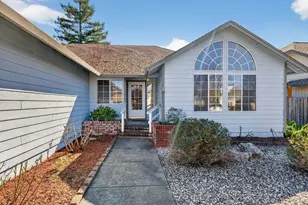 130 Anna Dr, Windsor, CA 95492 - Photo 4
