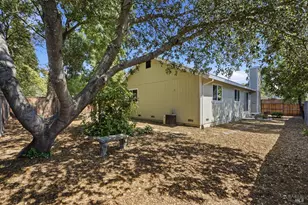 509 Fitch St, Healdsburg, CA 95448 - Photo 36