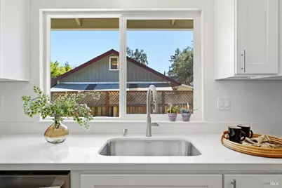 509 Fitch Street, Healdsburg, CA 95448 - Photo 14