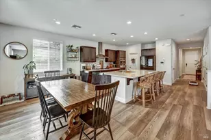 575 W Cherry St, Dixon, CA 95620 - Photo 10