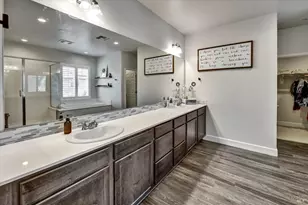 575 W Cherry St, Dixon, CA 95620 - Photo 22