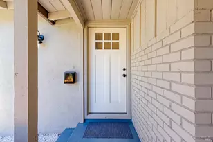 18 Eastside Cir, Petaluma, CA 94954 - Photo 2