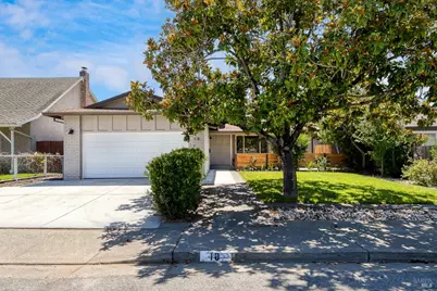18 Eastside Circle, Petaluma, CA 94954 - Photo 1
