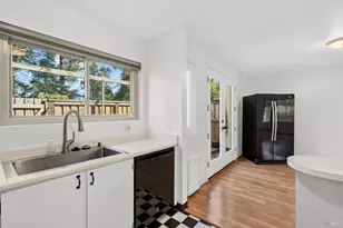 1713 Las Pravadas Ct, Santa Rosa, CA 95409 - Photo 4