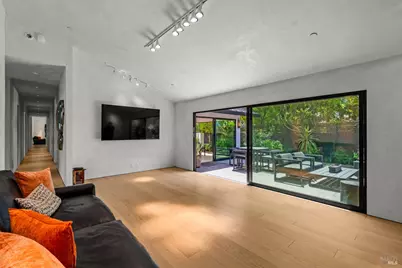 1885 Larkspur Street, Yountville, CA 94599 - Photo 12