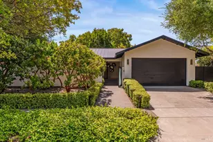 1885 Larkspur St, Yountville, CA 94599 - Photo 2