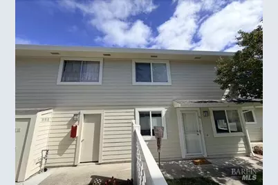 70 Los Padres Circle, Novato, CA 94947 - Photo 2