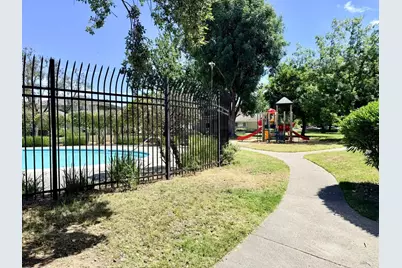 70 Los Padres Circle, Novato, CA 94947 - Photo 24