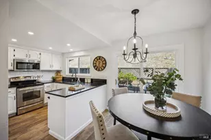 2033 Hawthorne Terrace, Novato, CA 94945 - Photo 10