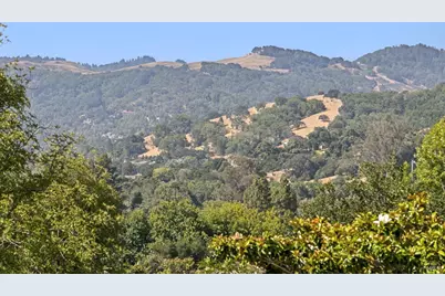2033 Hawthorne Terrace, Novato, CA 94945 - Photo 22