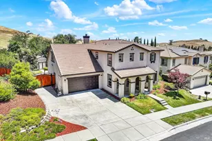 2408 Sanctuary Dr, Fairfield, CA 94534 - Photo 2