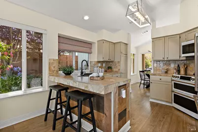114 Clearview Drive, Vallejo, CA 94591 - Photo 12