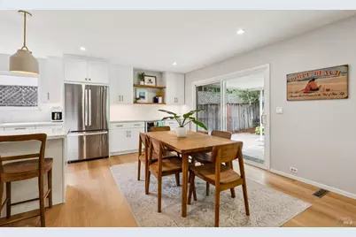 24 Lawrence Drive, Novato, CA 94945 - Photo 10
