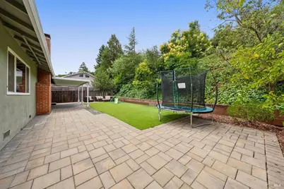 24 Lawrence Drive, Novato, CA 94945 - Photo 36