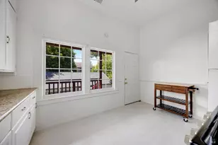 870 3rd St, Santa Rosa, CA 95404 - Photo 30