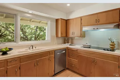 143 Loma Vista Drive, Sonoma, CA 95476 - Photo 14