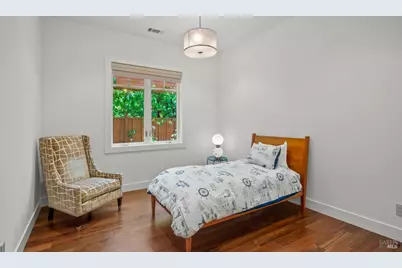 21 Eye Street, San Rafael, CA 94901 - Photo 50