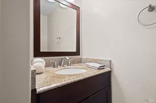 303 Algiers Ct, Santa Rosa, CA 95409 - Photo 12