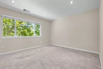 303 Algiers Court, Santa Rosa, CA 95409 - Photo 14