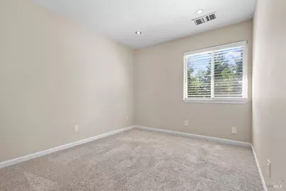 303 Algiers Court, Santa Rosa, CA 95409 - Photo 18
