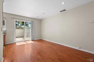 303 Algiers Ct, Santa Rosa, CA 95409 - Photo 8