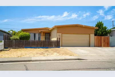 1341 Eisenhower Street, Fairfield, CA 94533 - Photo 2