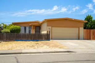 1341 Eisenhower St, Fairfield, CA 94533 - Photo 2