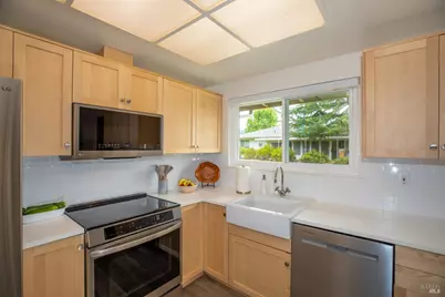 14 Woodgreen Street, Santa Rosa, CA 95409 - Photo 14