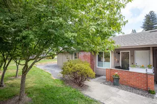 14 Woodgreen St, Santa Rosa, CA 95409 - Photo 2