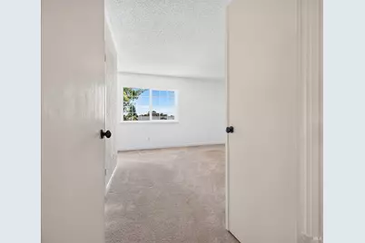 901 Catalpa Way, Petaluma, CA 94954 - Photo 22