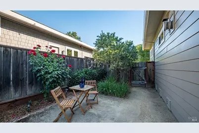 106 Waterford Terrace, San Rafael, CA 94903 - Photo 54