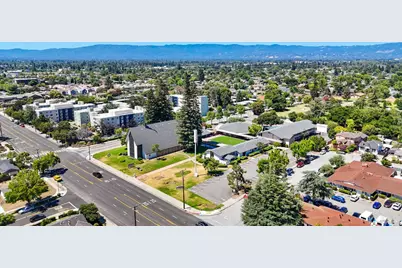 2479 Kenwood Avenue, San Jose, CA 95128 - Photo 32