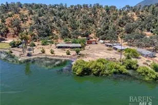 10460 North Dr, Clearlake, CA 95422 - Photo 2