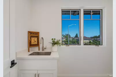 330 Cecile Court, Napa, CA 94558 - Photo 38