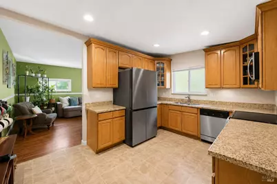 318 Havasu Drive, Vacaville, CA 95687 - Photo 6