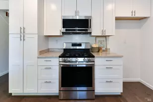 2991 Applewood Ct, Napa, CA 94558 - Photo 14