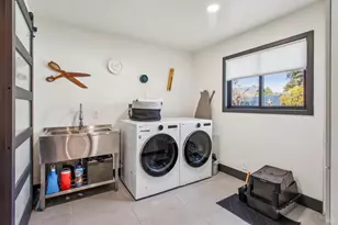 2100 Center Rd, Novato, CA 94947 - Photo 18