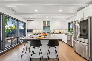 2100 Center Rd, Novato, CA 94947 - Photo 8