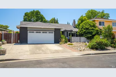 713 Dogwood Circle, Fairfield, CA 94533 - Photo 2