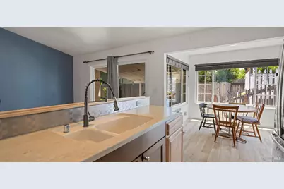 713 Dogwood Circle, Fairfield, CA 94533 - Photo 20