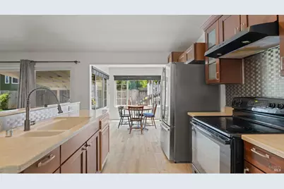 713 Dogwood Circle, Fairfield, CA 94533 - Photo 12
