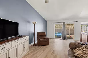713 Dogwood Cir, Fairfield, CA 94533 - Photo 22