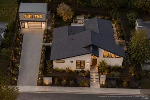 733 University St, Healdsburg, CA 95448 - Photo 2