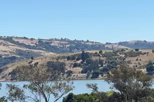 1490 London Cir, Benicia, CA 94510 - Photo 14