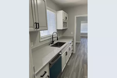1652 71st Avenue, Oakland, CA 94621 - Photo 2